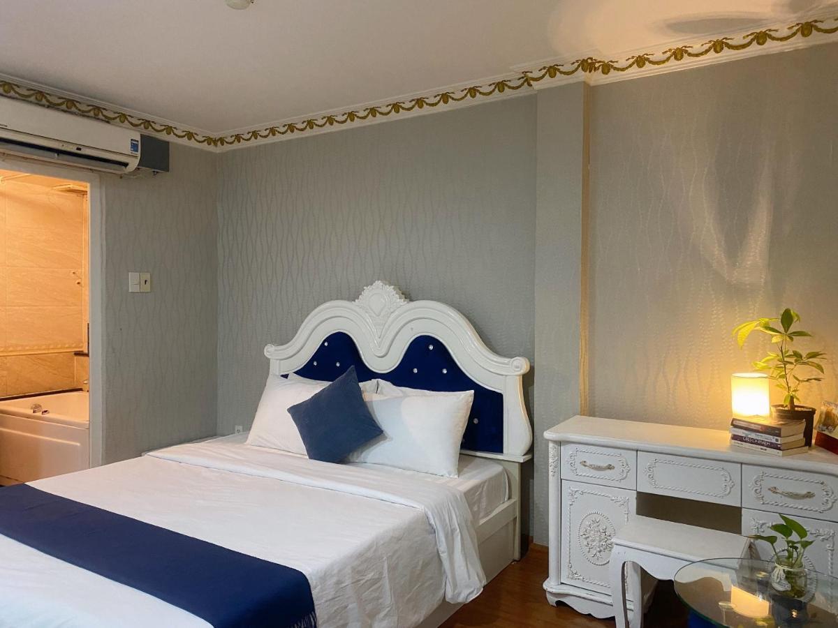 Crowne Bui Vien Hotel Ho Şi Min Exterior foto