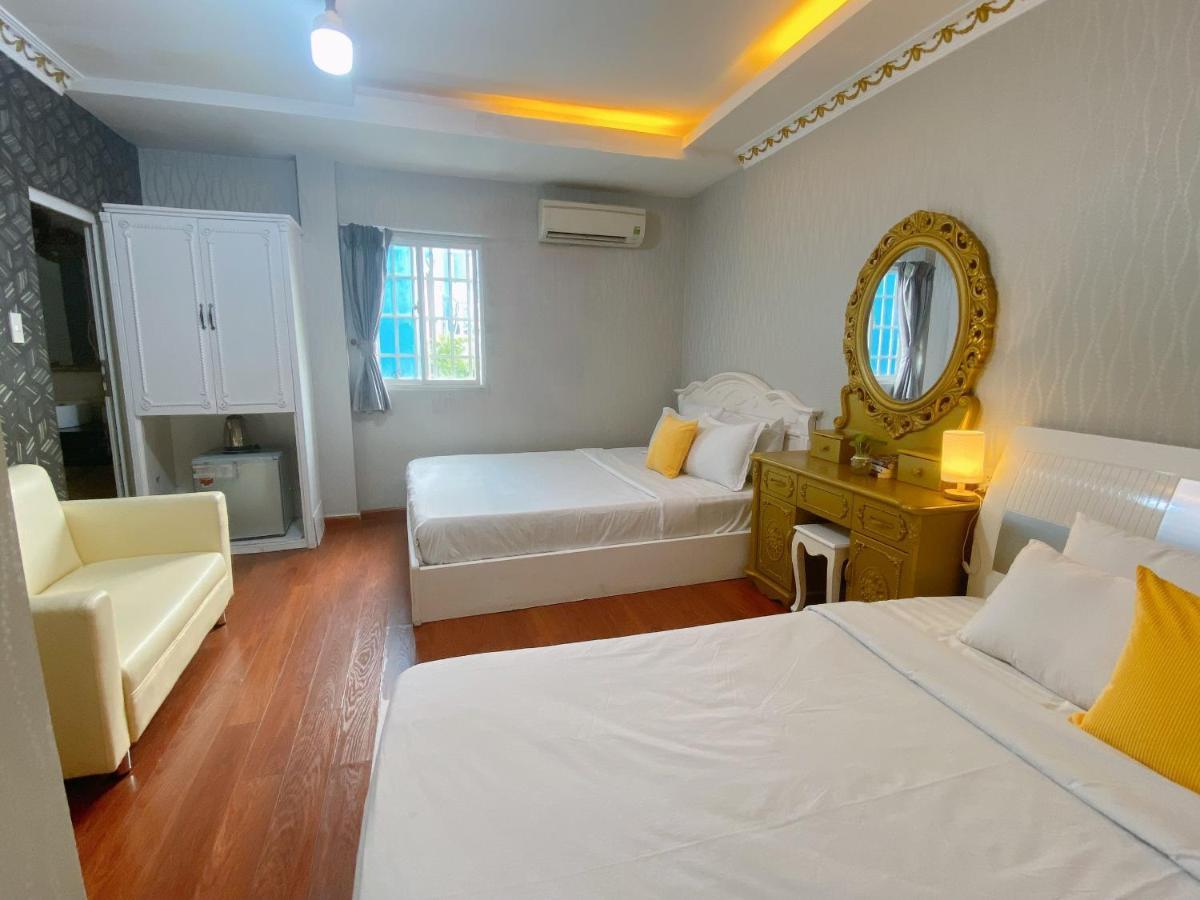 Crowne Bui Vien Hotel Ho Şi Min Exterior foto