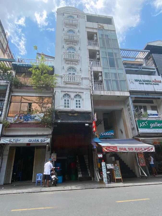 Crowne Bui Vien Hotel Ho Şi Min Exterior foto